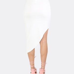 Dramatic Hemline Skirt WHITE